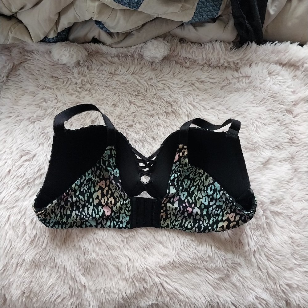 Torrid Animal Print Plunch 360 Smooth Bra - Picture 9 of 15
